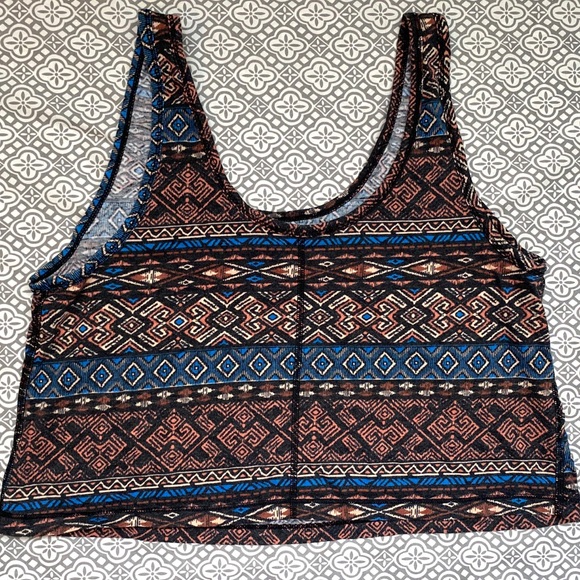 Aztec Tank Crop Top - Picture 3 of 4